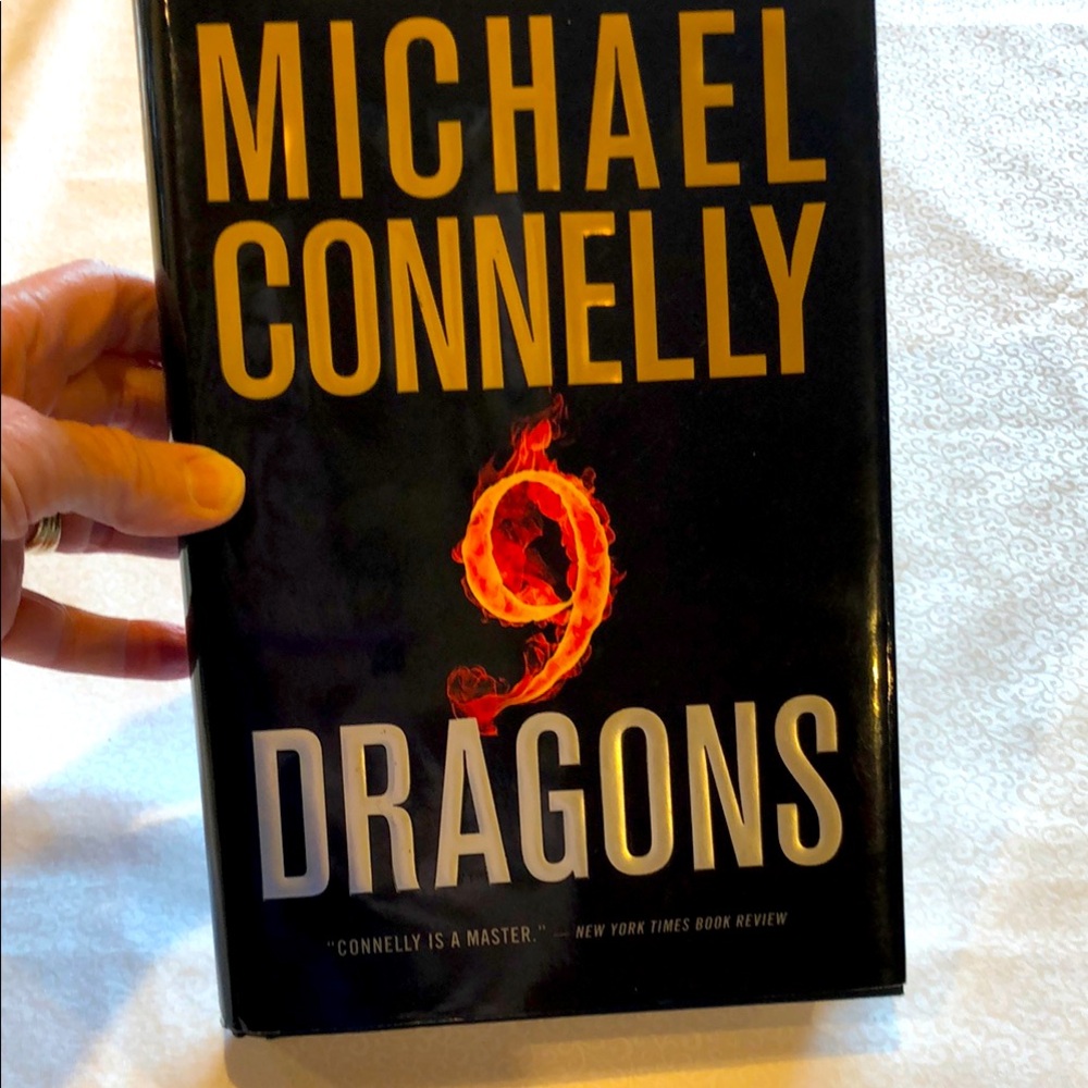 Michael Connelly '9 Dragons' Hardcover Book